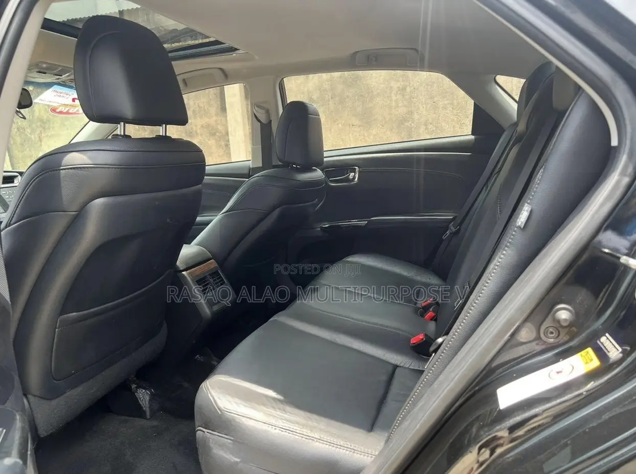 Toyota Avalon XLE 4dr Sedan (3.5L 6cyl 6A) 2014 Black