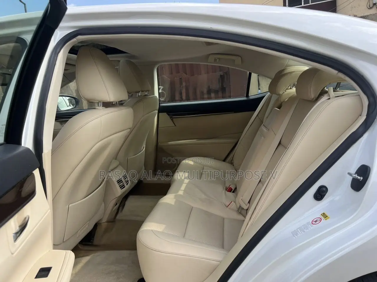 Lexus ES 350 FWD 2014 White