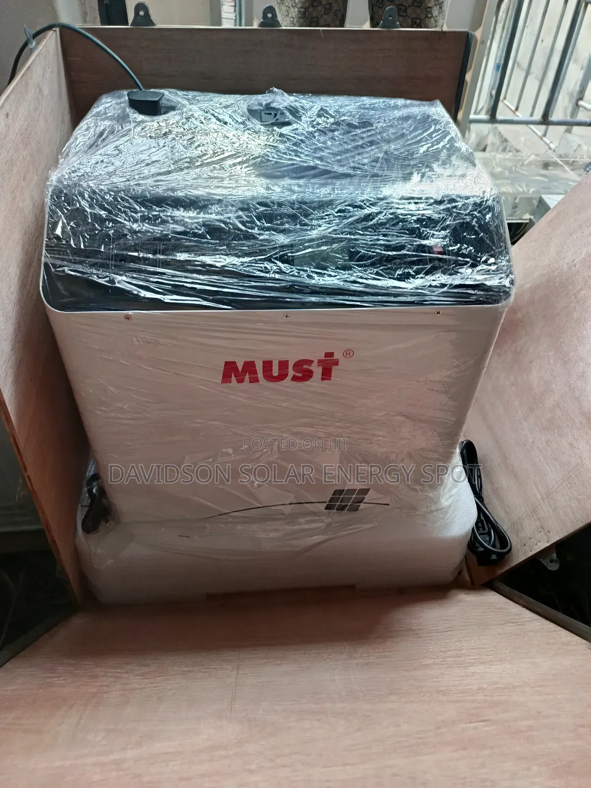 7kwh and 3kva 24v All in One Must Solar Lithium Battery