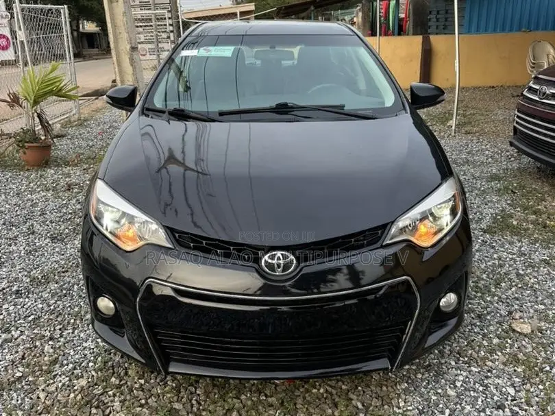 Toyota Corolla 2014 Black