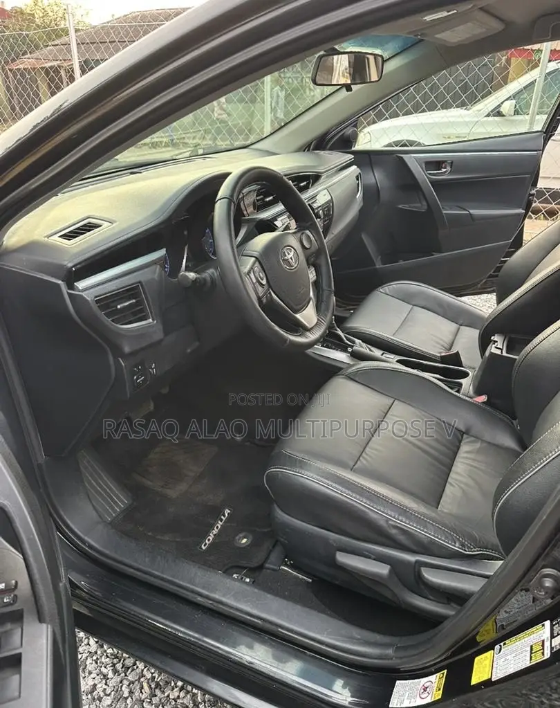 Toyota Corolla 2014 Black