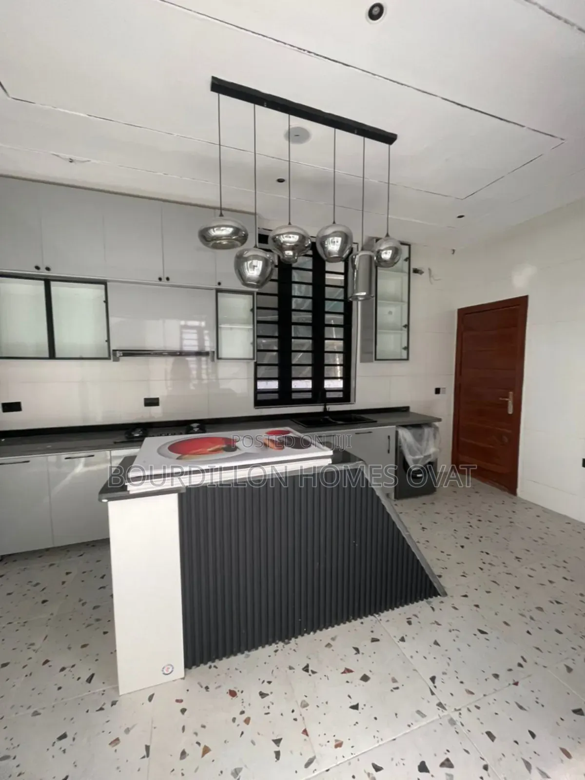 5bdrm Duplex in Orchid Lekki Lagos for sale
