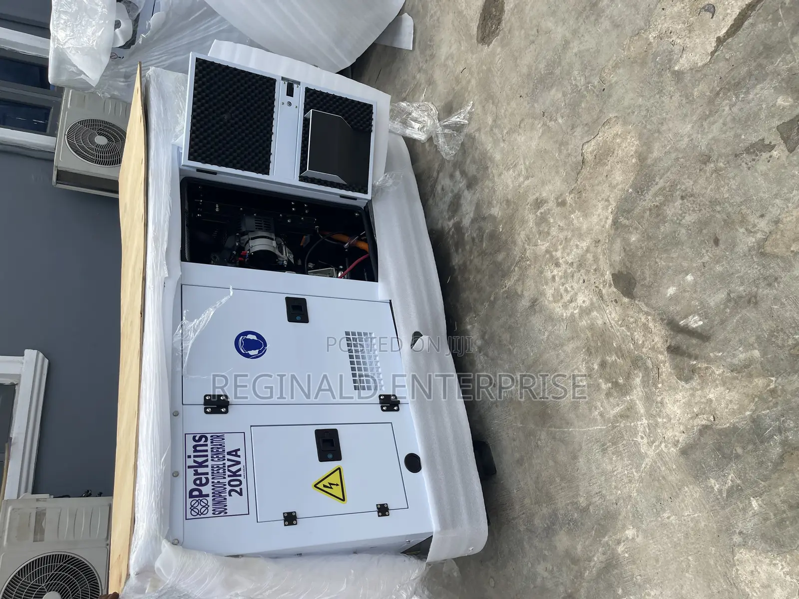 £ 20kva Perkins Soundproof Diesel Generator