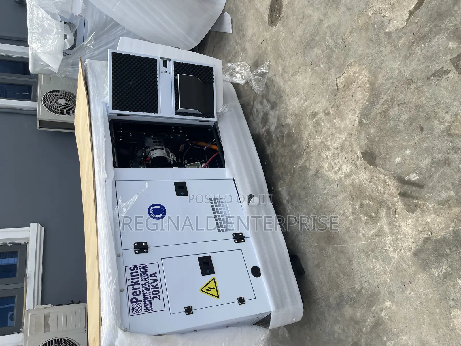 £ 20kva Perkins Soundproof Diesel Generator