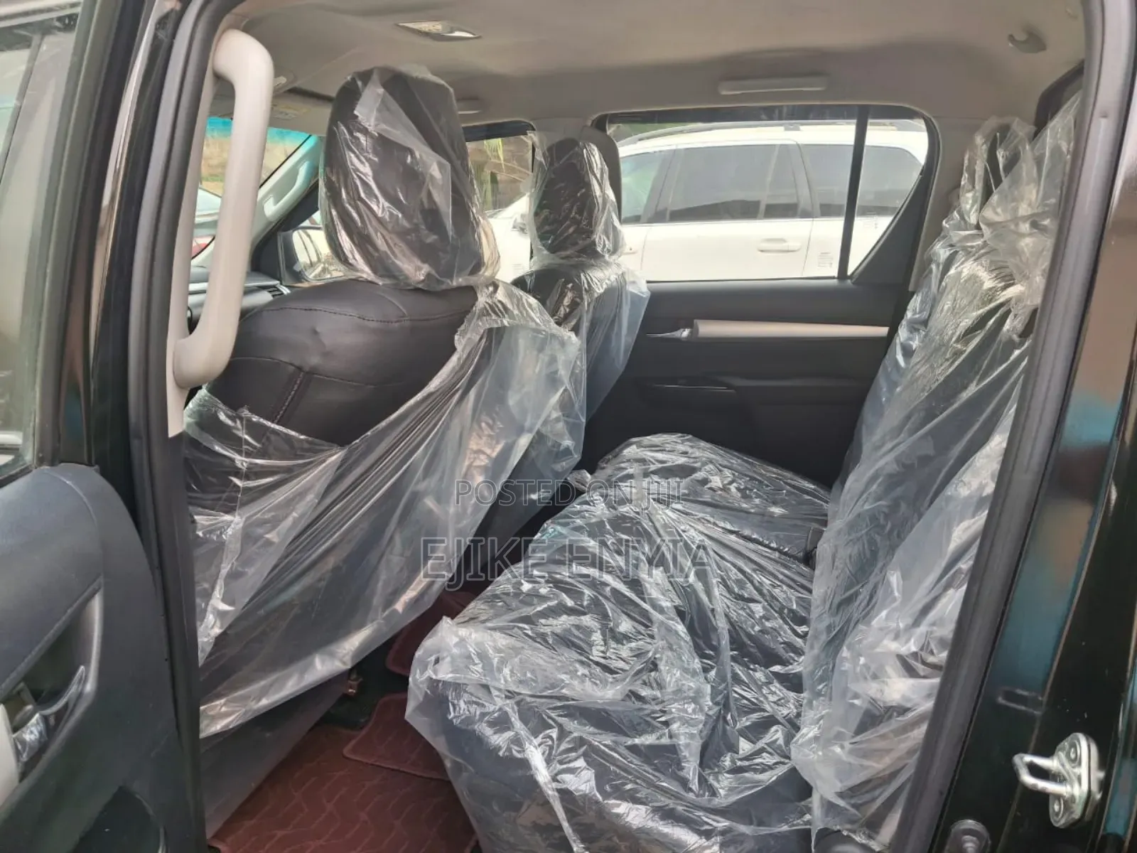 Toyota Hilux Rugged 4x4 2018 Black