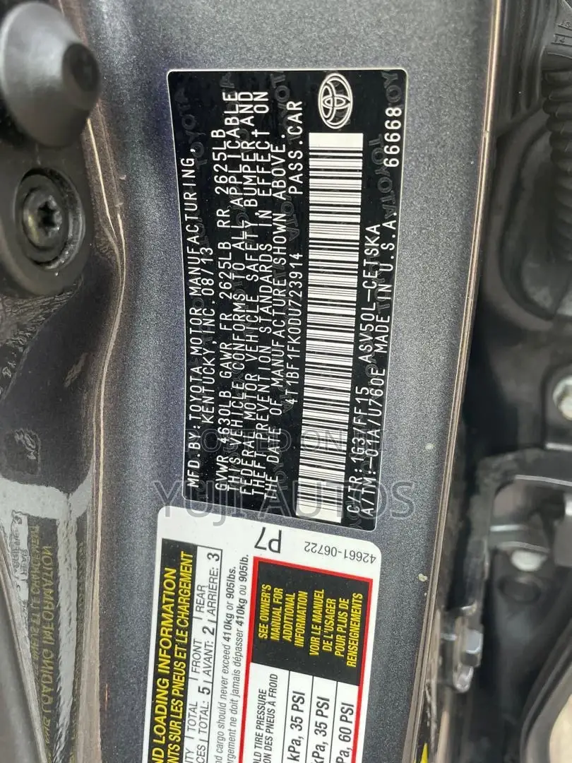Toyota Camry SE 4dr Sedan (2.5L 4cyl 6A) 2013 Gray