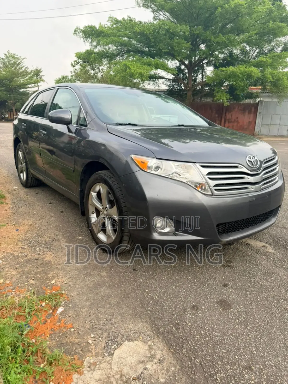 Toyota Venza V6 AWD 2011 Gray