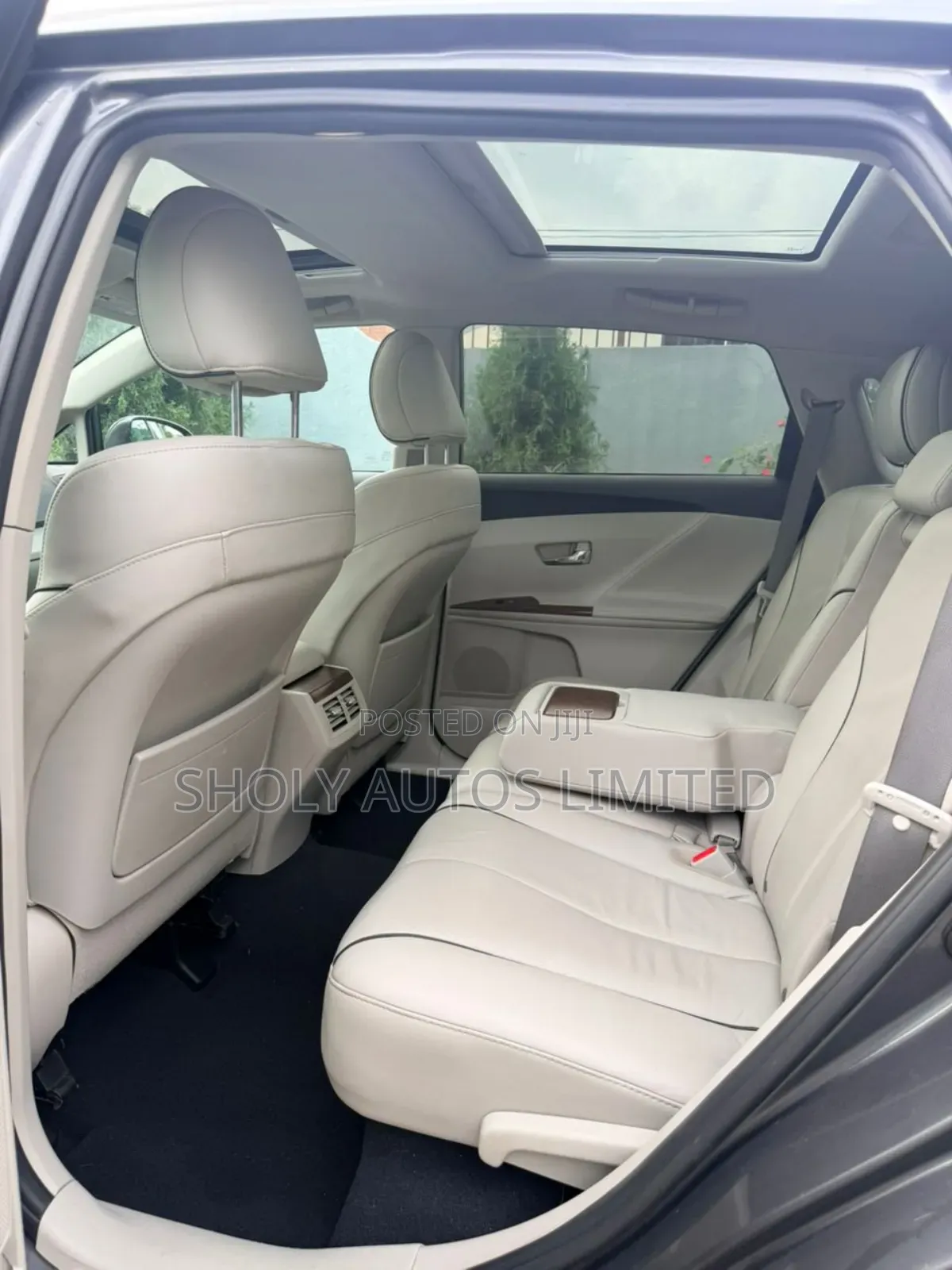 Toyota Venza V6 2011 Gray