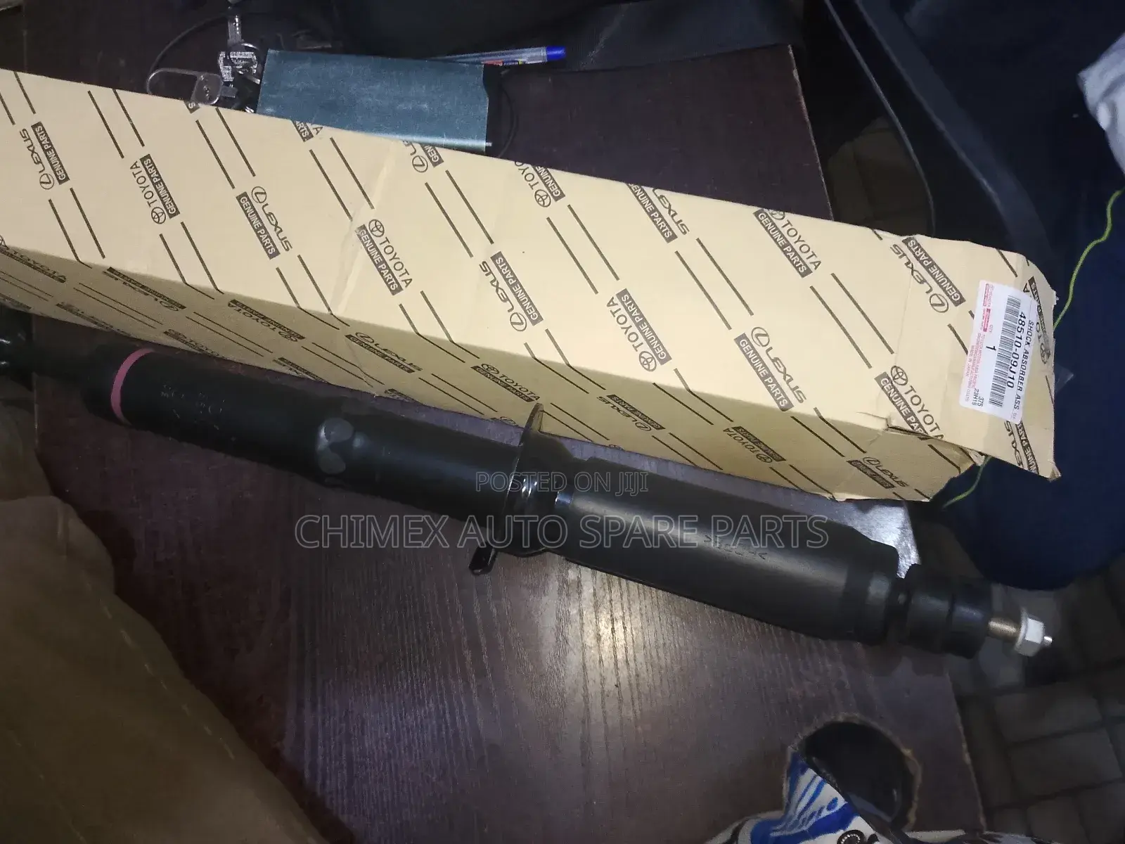Front Shock Absorber for Toyota Hilux