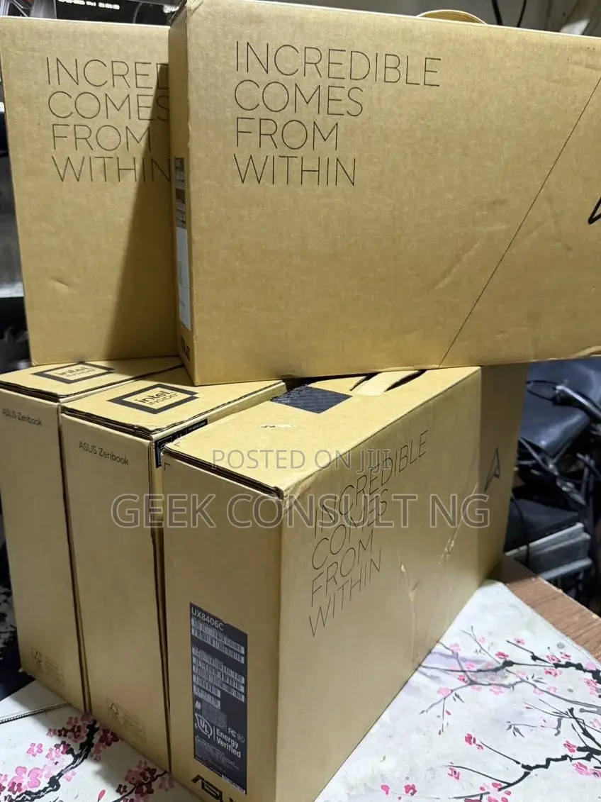 New Laptop Asus Zenbook Duo 14 32GB Intel Core Ultra 9 SSD 2T