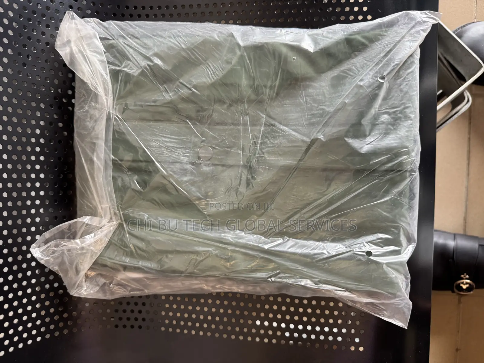 Saibros Safety Pvc Polyester Raincoat.