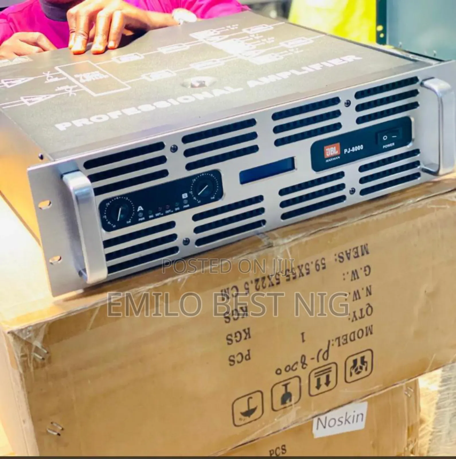Pj JBL Model 8000 Powered Amplifier