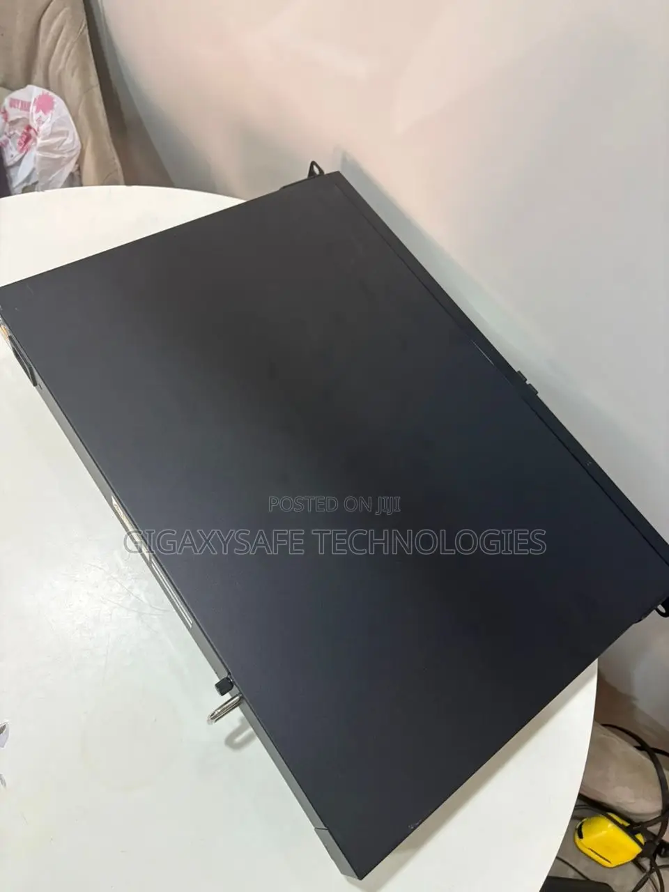 S5700-28p-Li-24s-Bat, Huawei S5700 Switch, 28xgig SFP/4x5100/1000 SFP