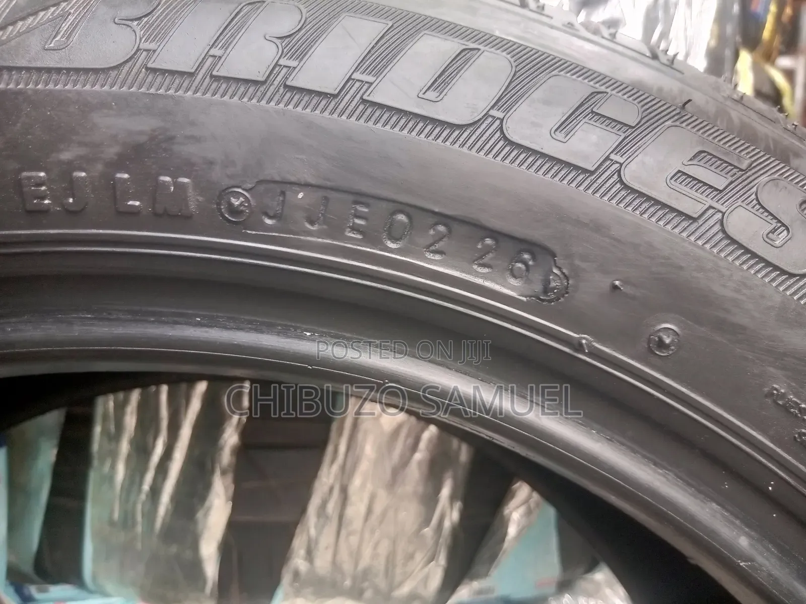 215/55/17 Bridgestone Made in Japan