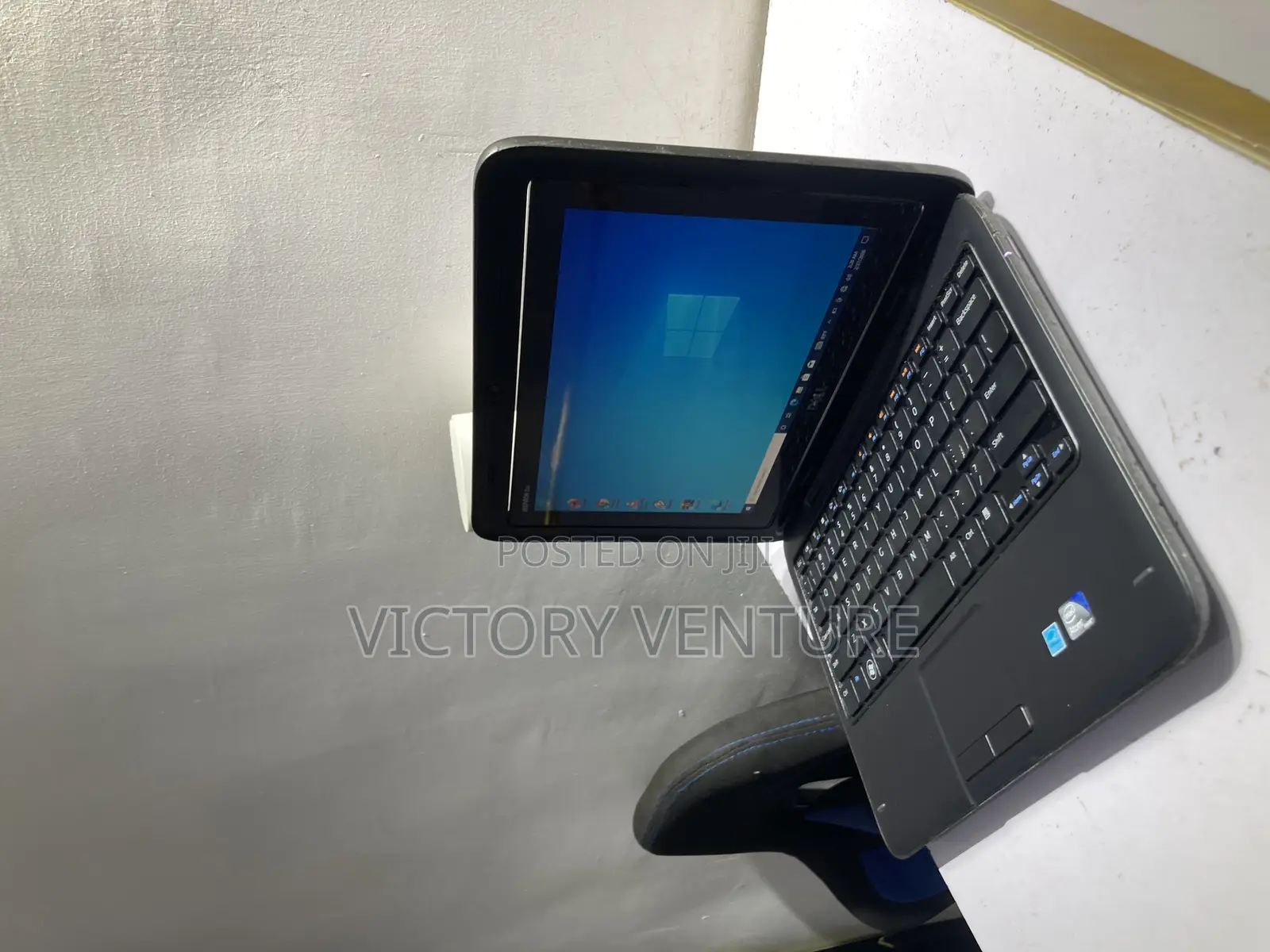 Laptop Dell 2GB Intel Atom SSD 128GB
