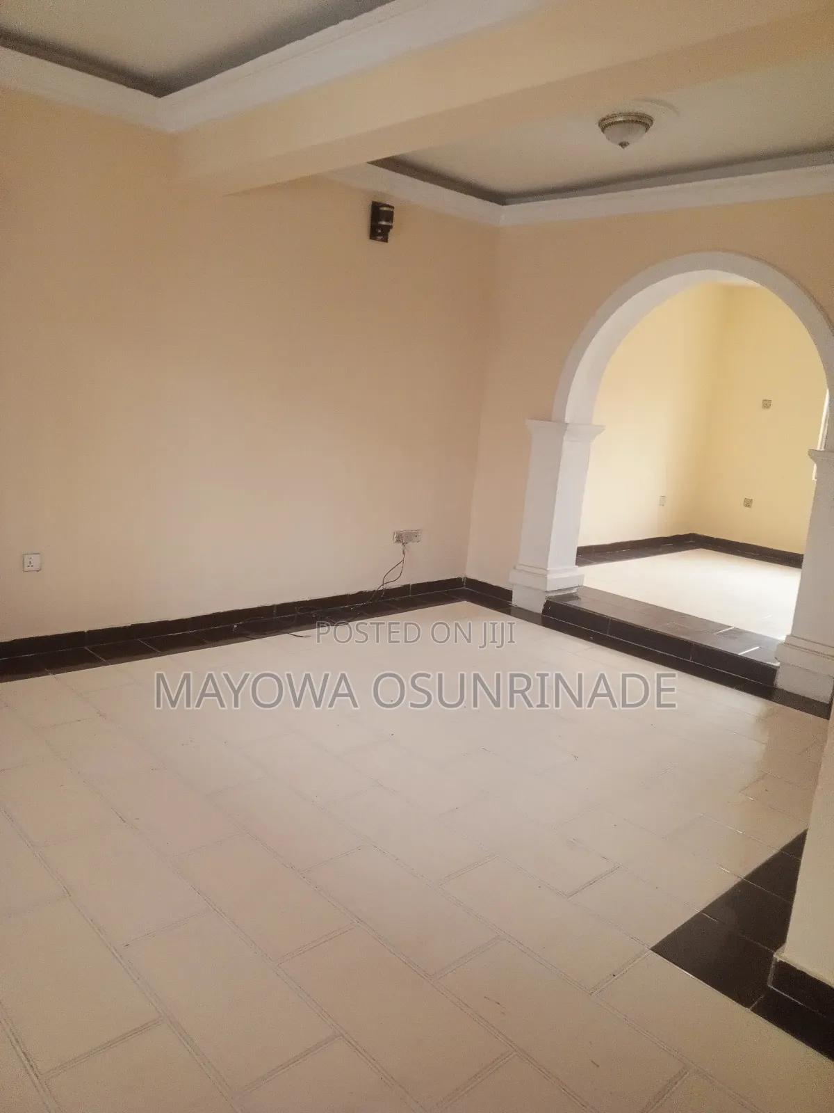 4bdrm Duplex in Agodi Gra for rent