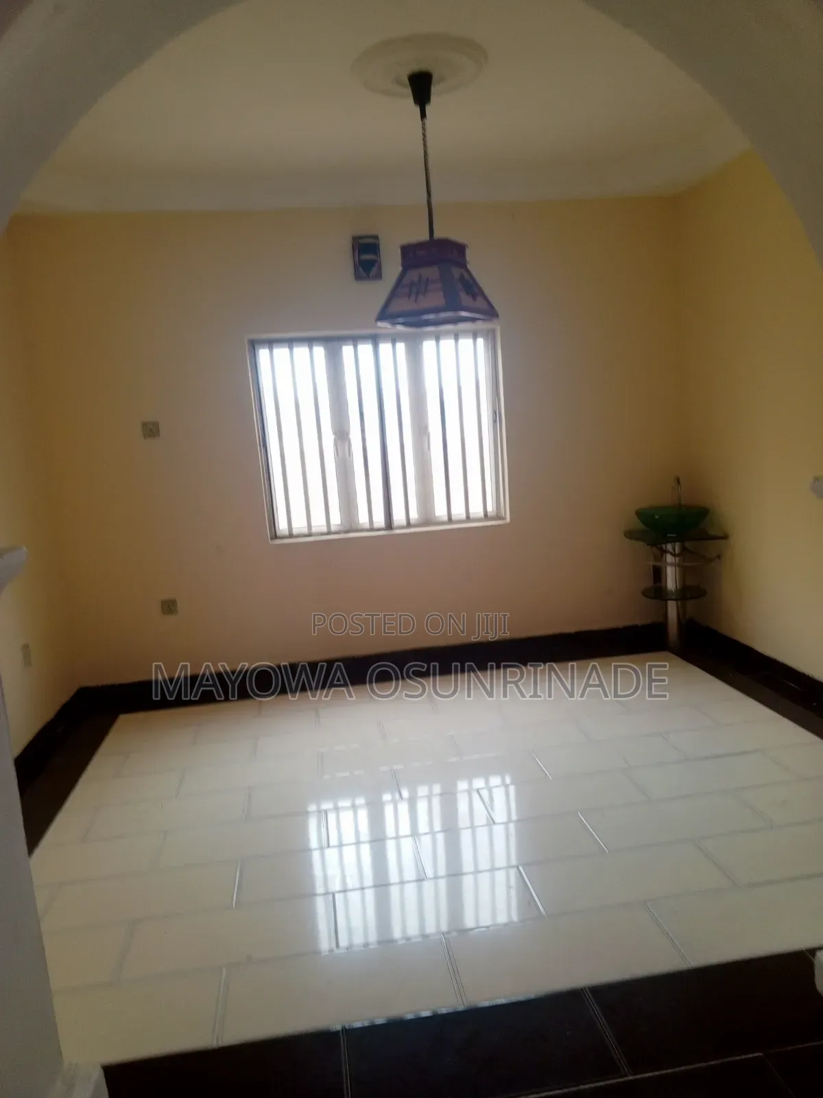 4bdrm Duplex in Agodi Gra for rent