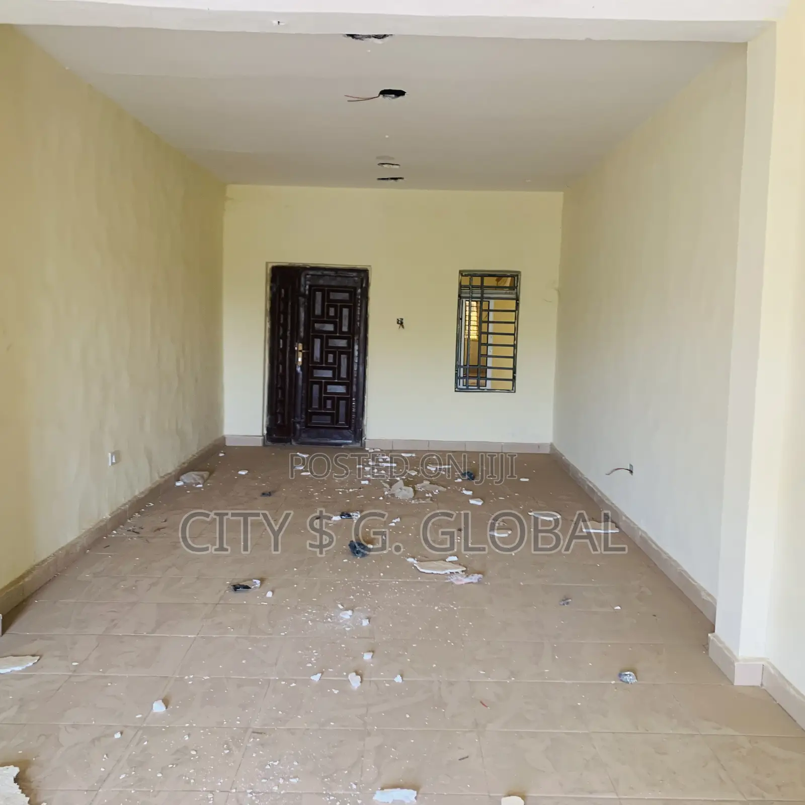 Shop and Office Space. Newly Built Office Space