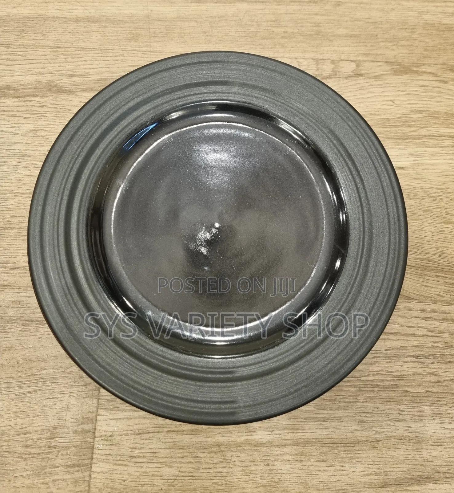 Set of 4 Black Okyama Side Plates 21cm
