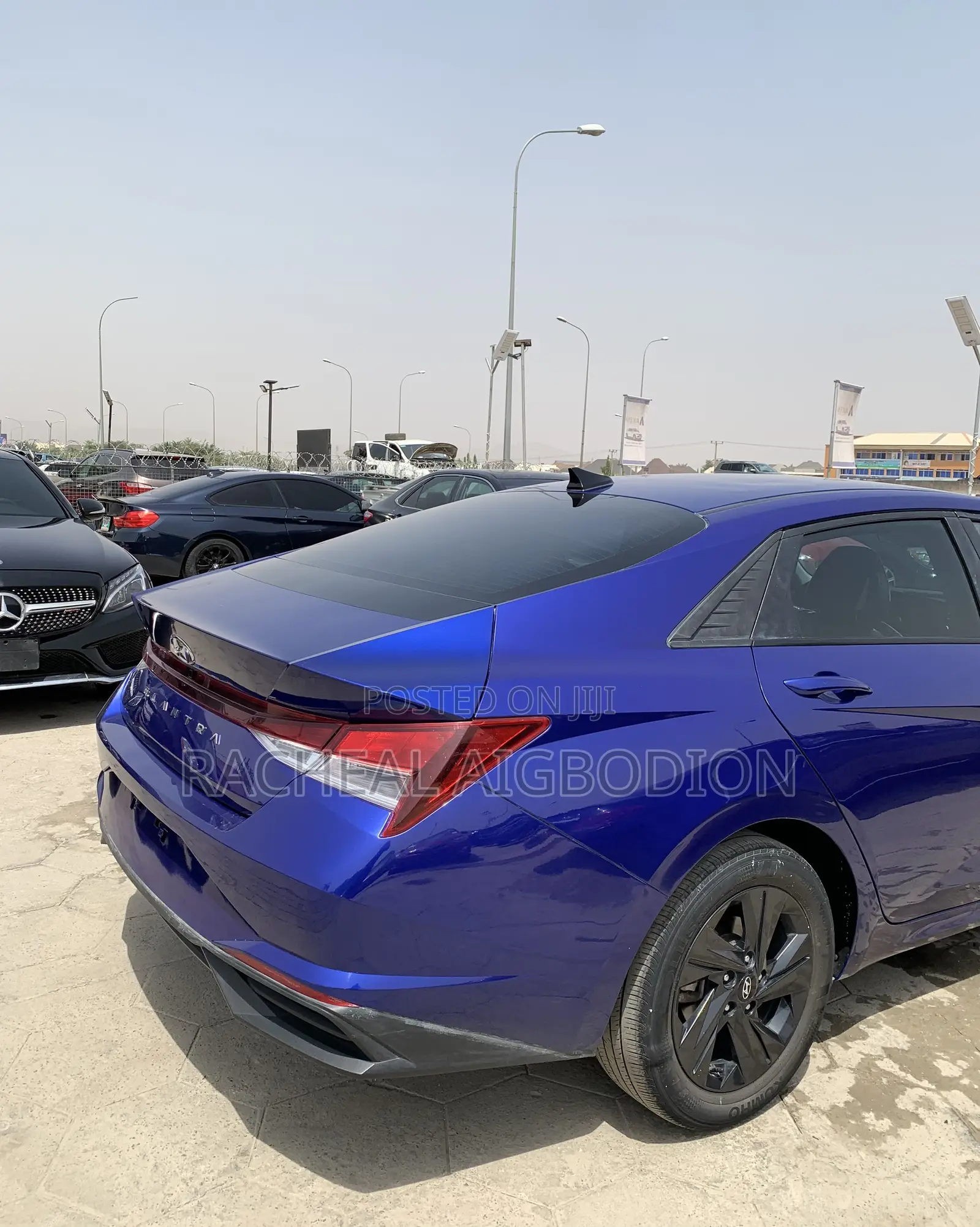 Hyundai Elantra 2021 Blue