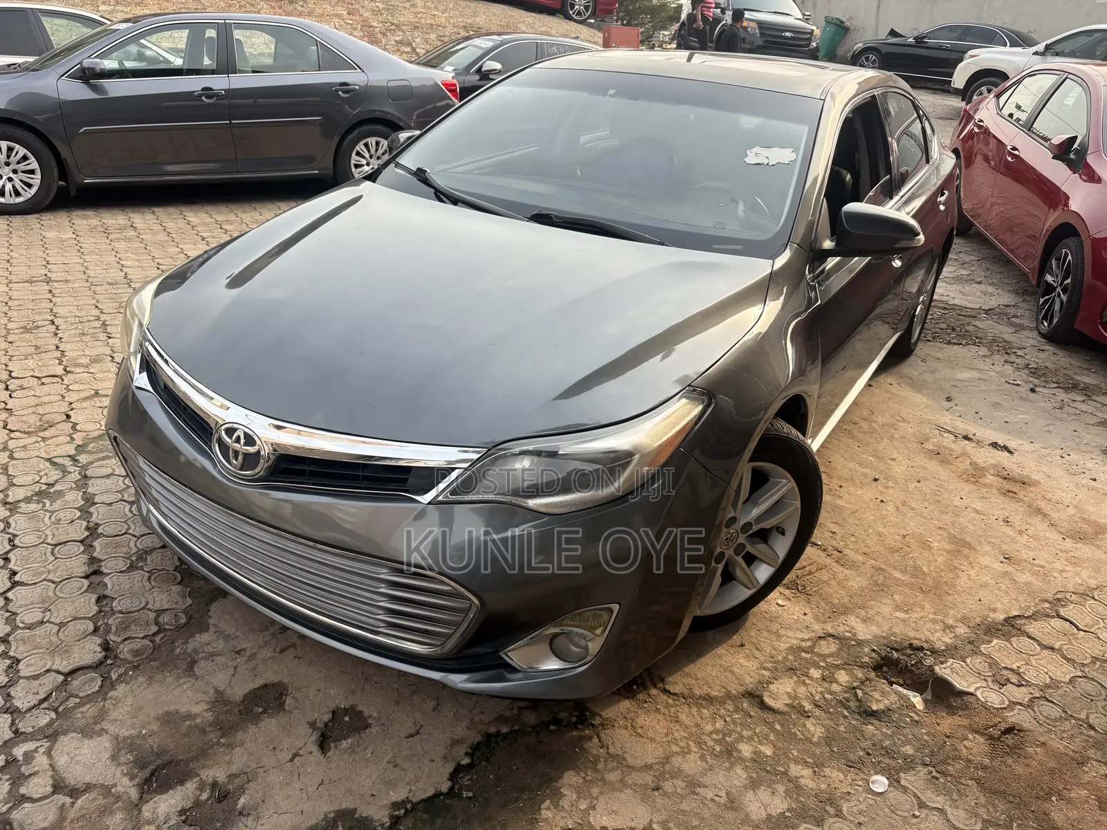 Toyota Avalon XLE 4dr Sedan (3.5L 6cyl 6A) 2014 Gray