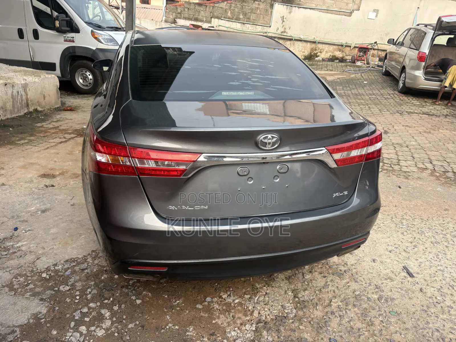 Toyota Avalon XLE 4dr Sedan (3.5L 6cyl 6A) 2014 Gray