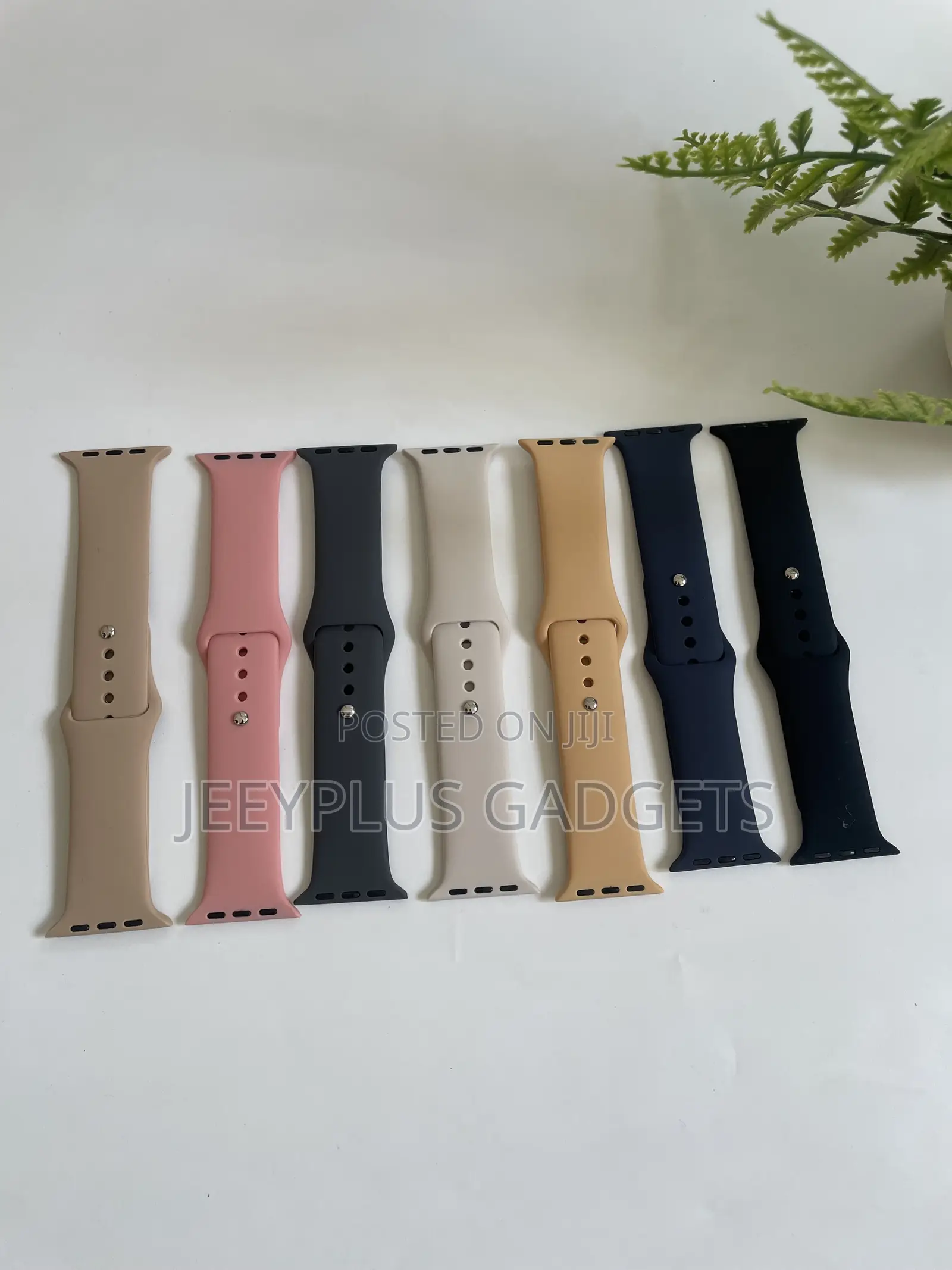 Apple Watch Band – Plain Silicone Strap, Soft Comfortable