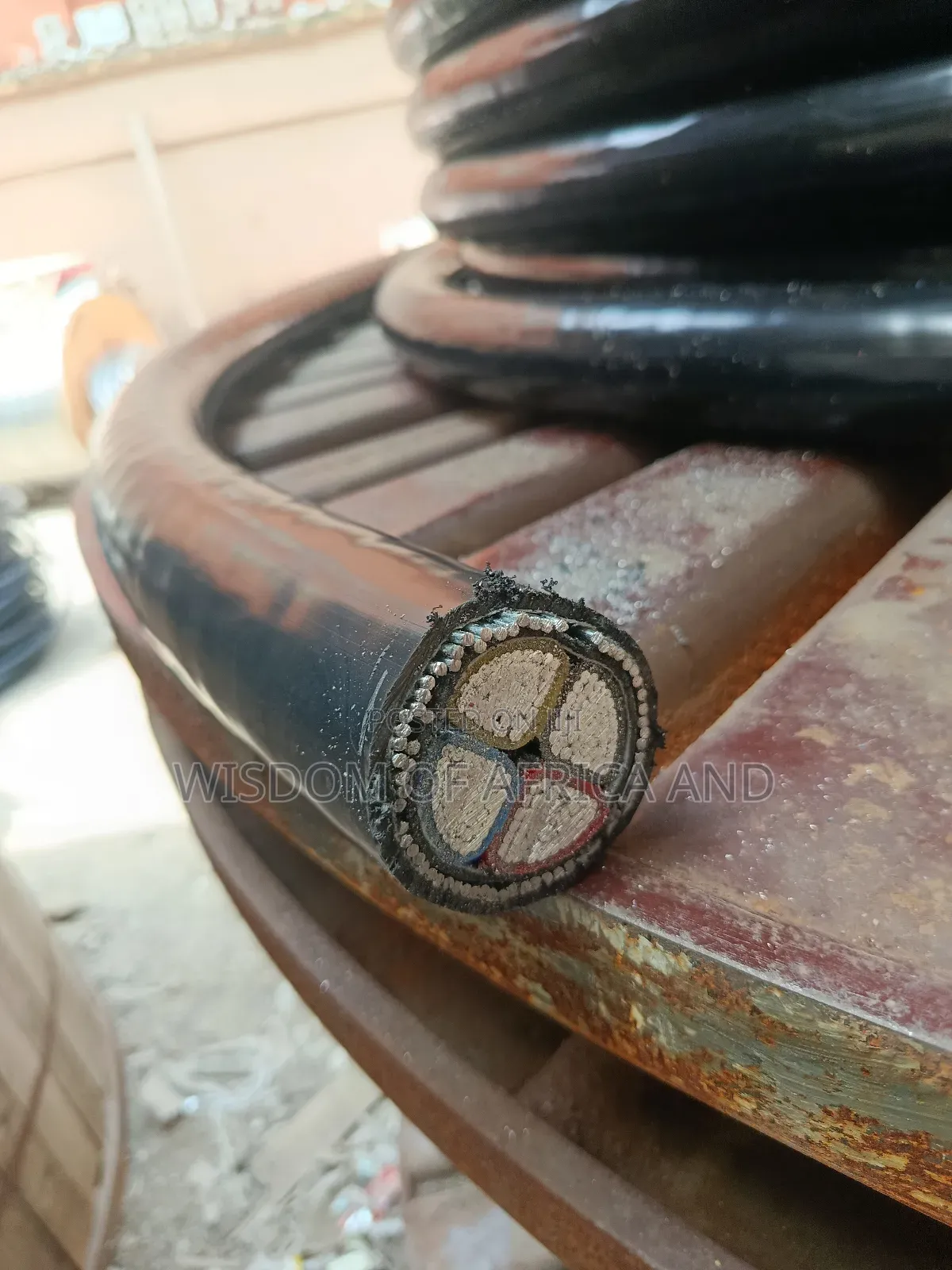 240mm 4core Aluminum Cable