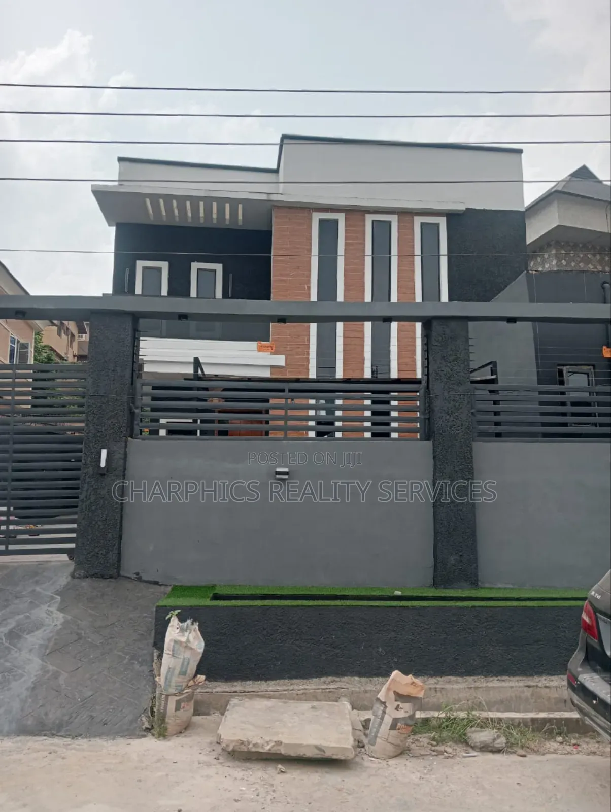 5bdrm Duplex in GRA Phase 2 Shangisha for sale