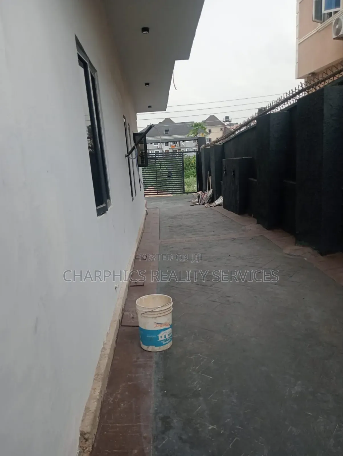 5bdrm Duplex in GRA Phase 2 Shangisha for sale