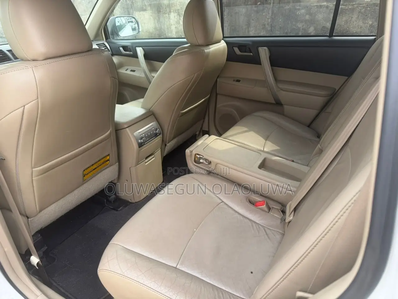 Toyota Highlander SE 2011 White