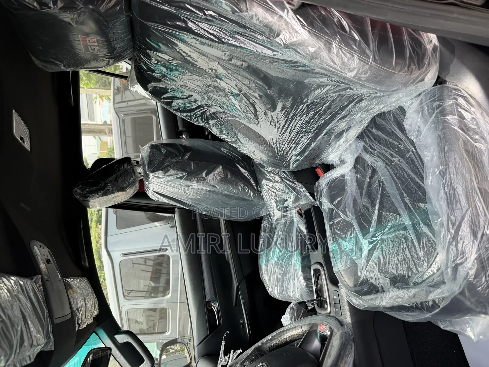 Toyota Hilux 2024 Black