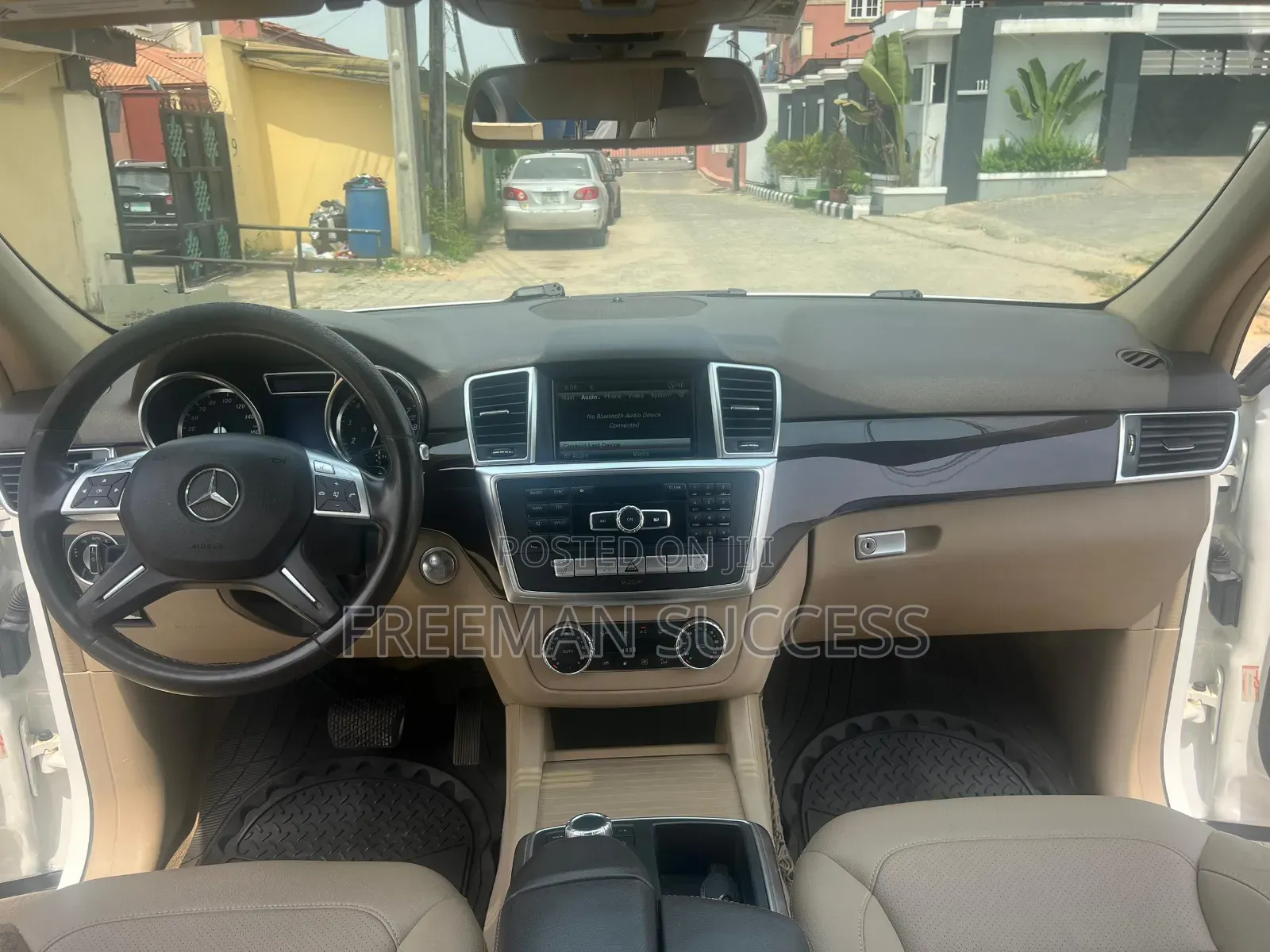 Mercedes-Benz M Class ML350 4MATIC 4dr SUV AWD (3.5L 6cyl 7A) 2014