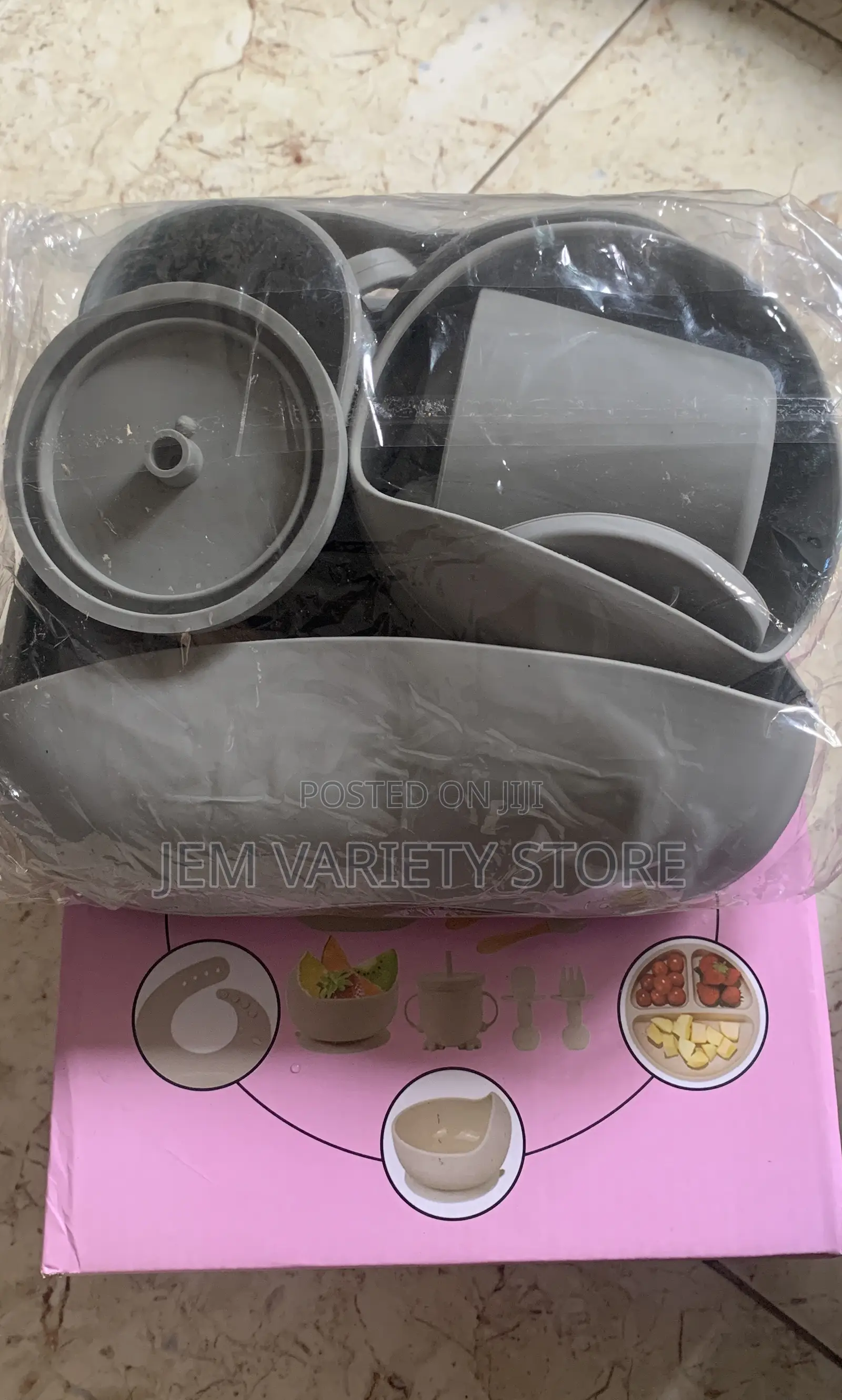 Silicone Baby Feeding Set Microwave Oven Safe for 0-3 Years