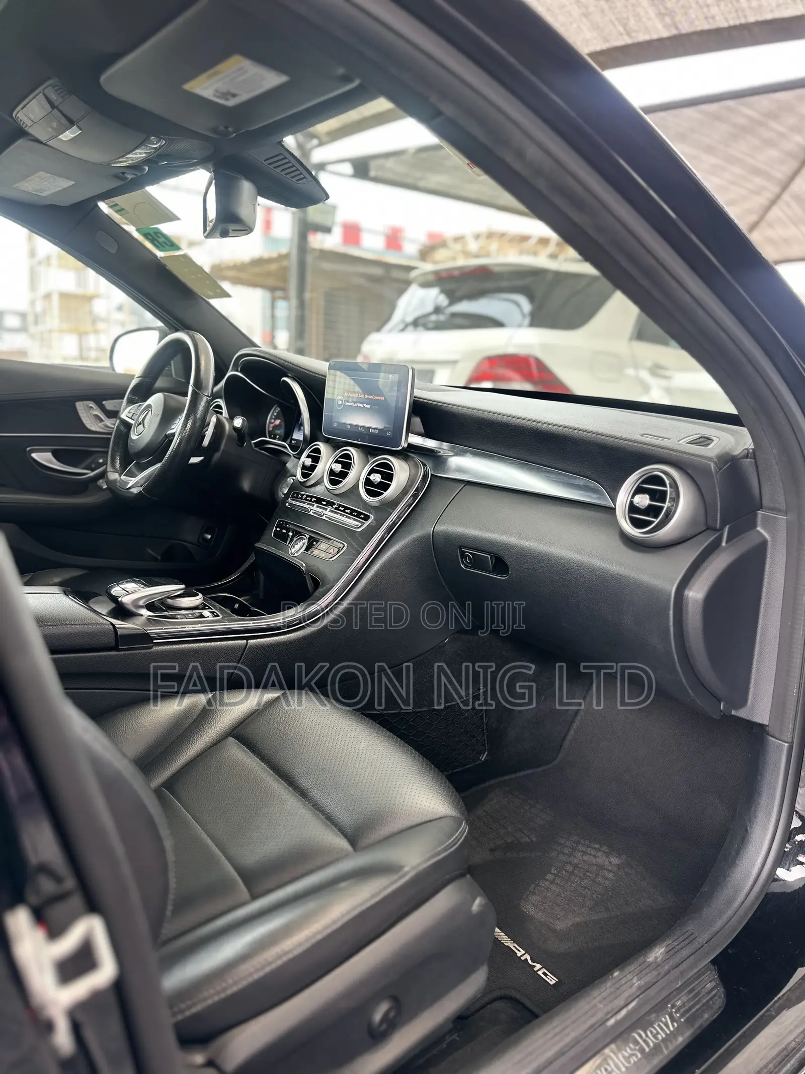 Mercedes-Benz C400 4Matic AWD Sedan (3.0L V6 7A) 2015 Black