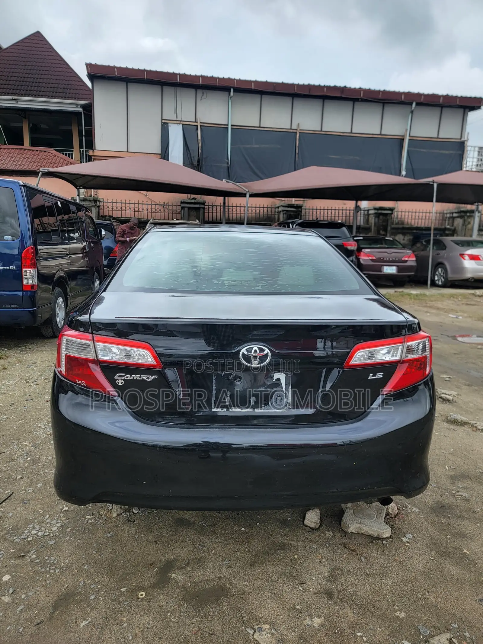 Toyota Camry LE 4dr Sedan (2.5L 4cyl 6A) 2012 Black