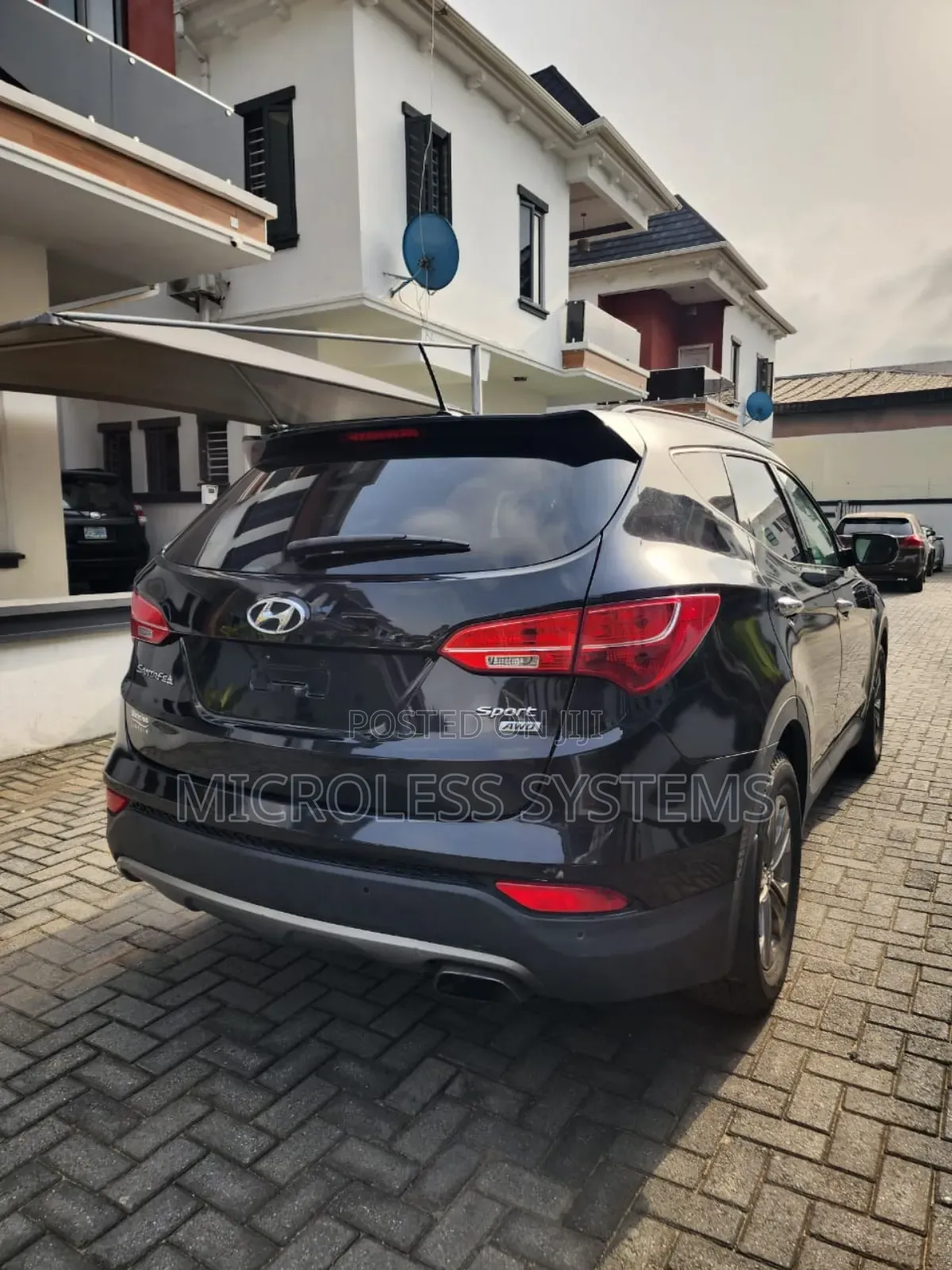 Hyundai Santa Fe 2013 Black
