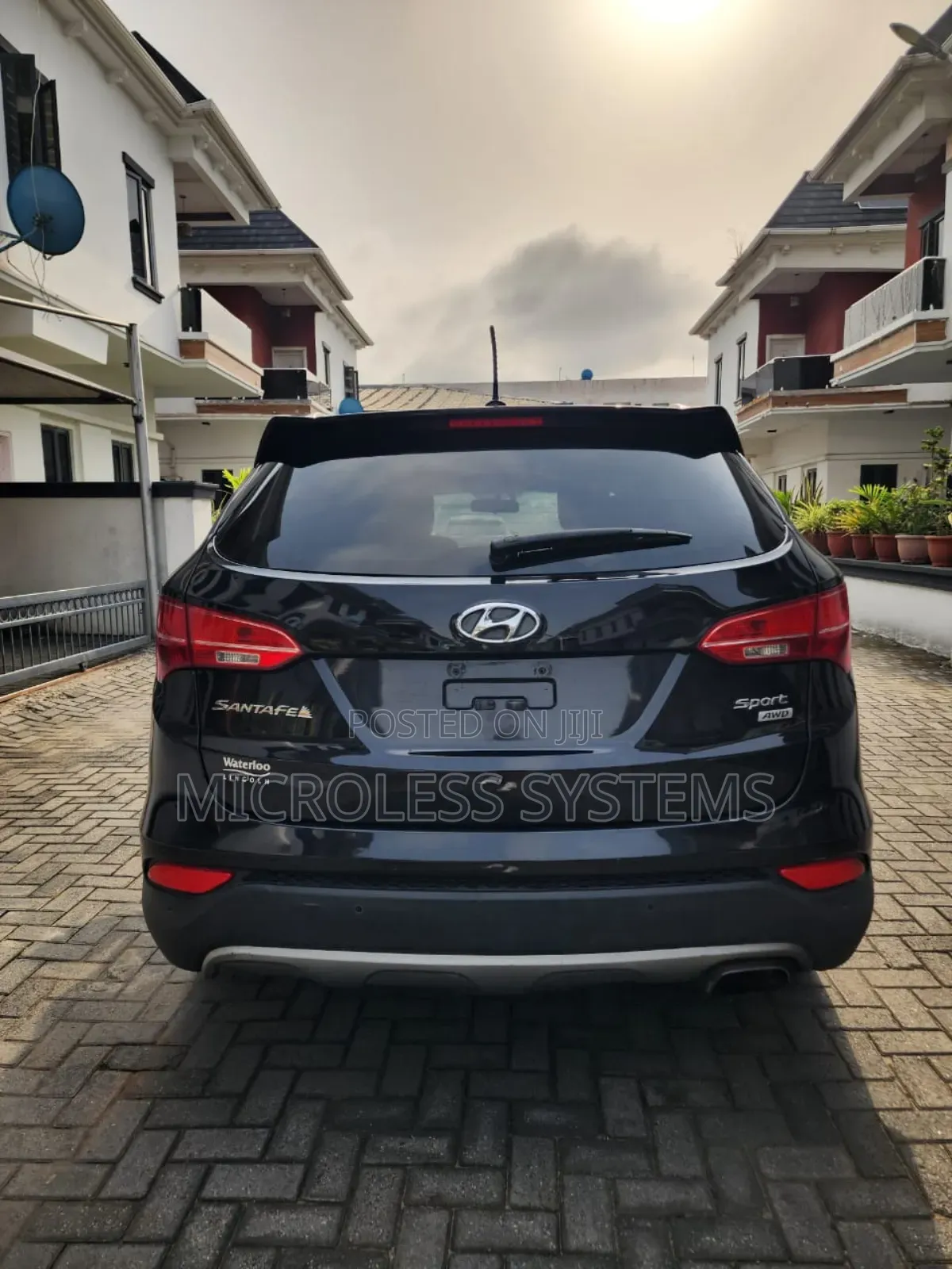 Hyundai Santa Fe 2013 Black