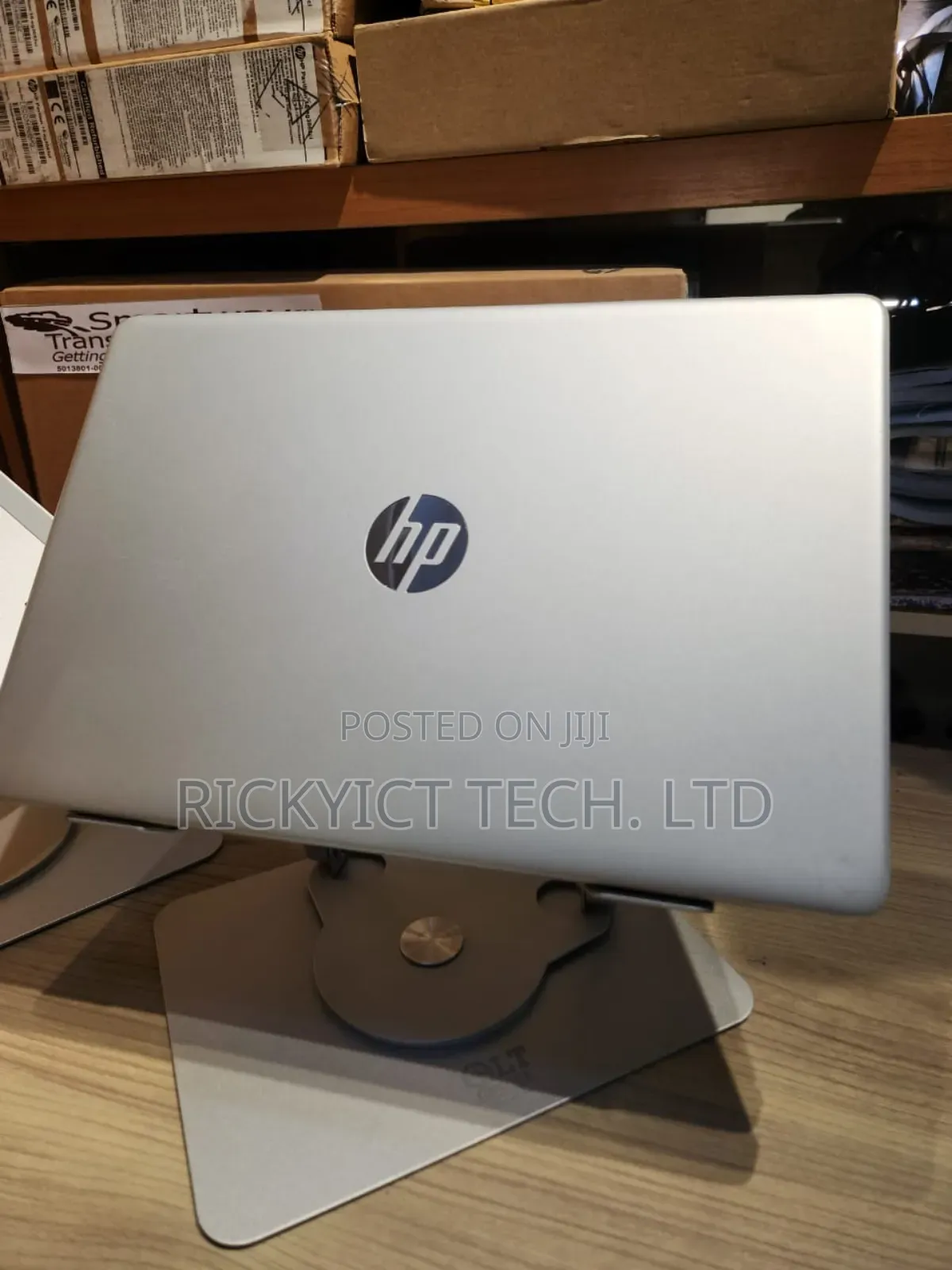 Laptop HP 15-dw0037wm 8GB Intel Core i5 HDD 1T