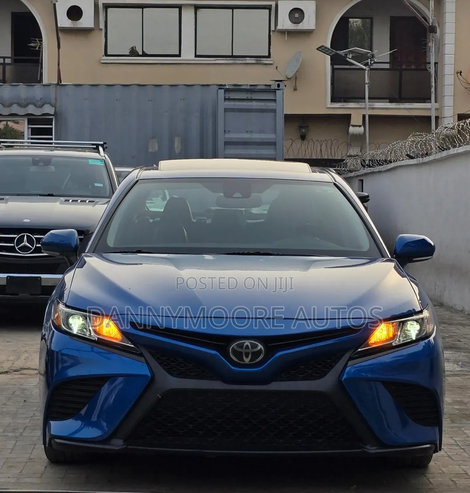 Toyota Camry 2020 Blue