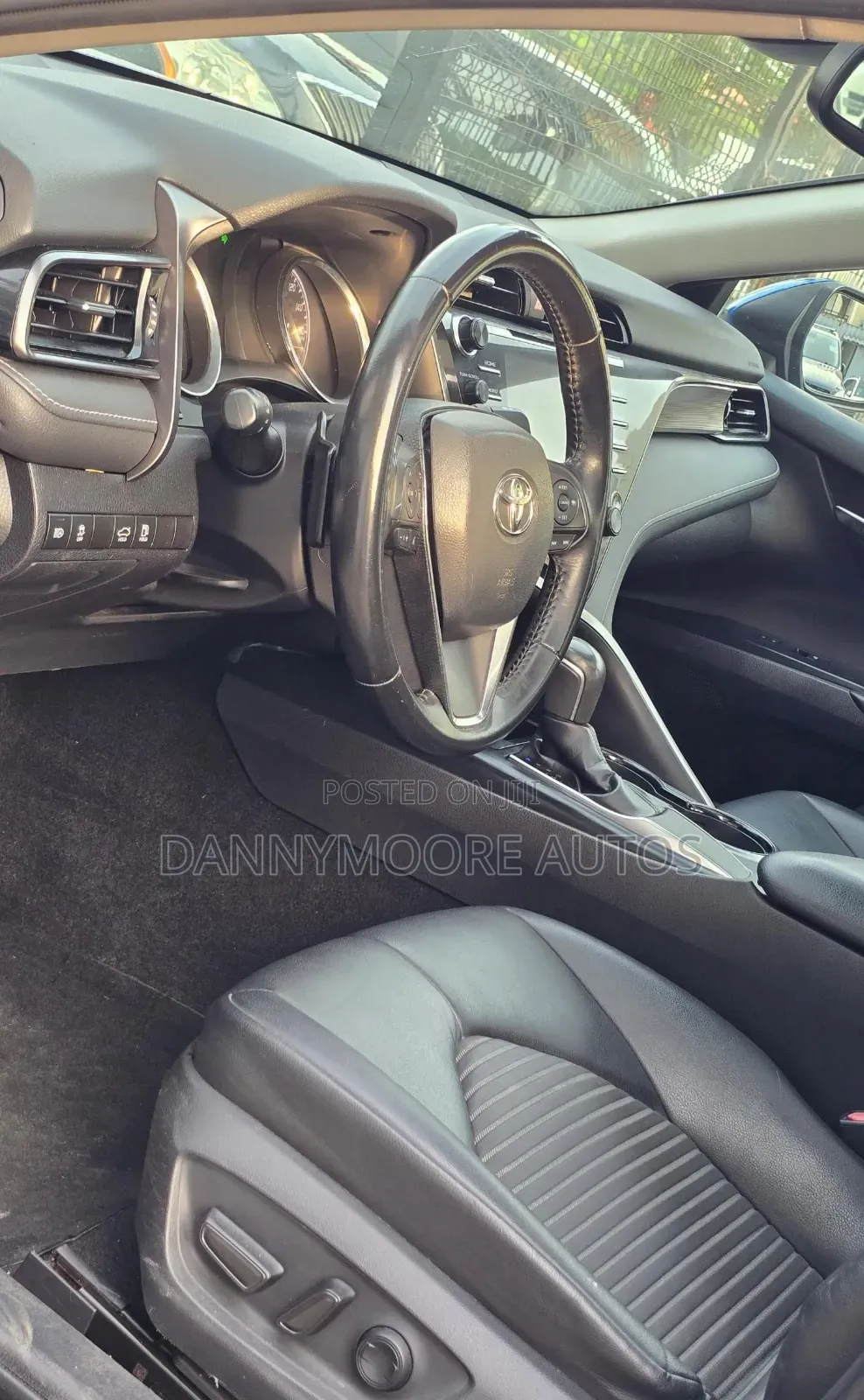 Toyota Camry 2020 Blue