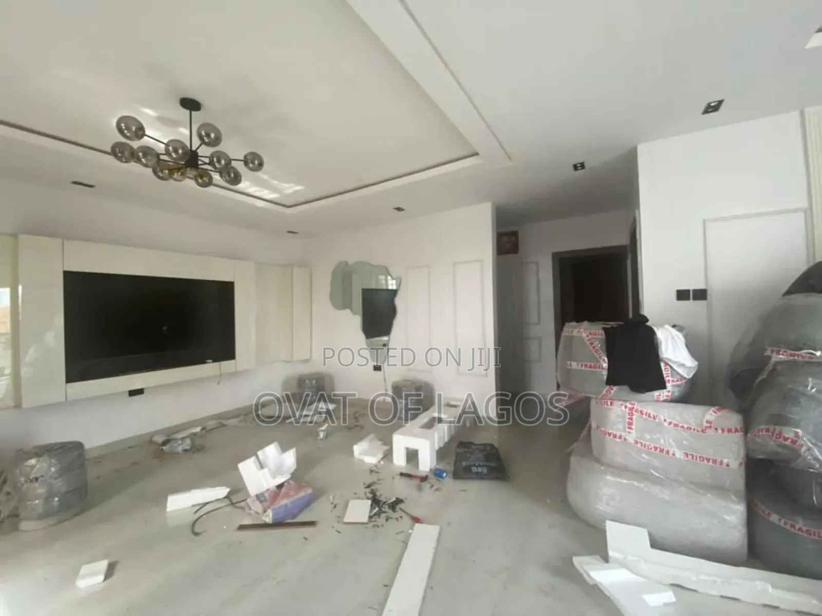 Furnished 3bdrm Apartment in Lekki Phase 1 for rent
