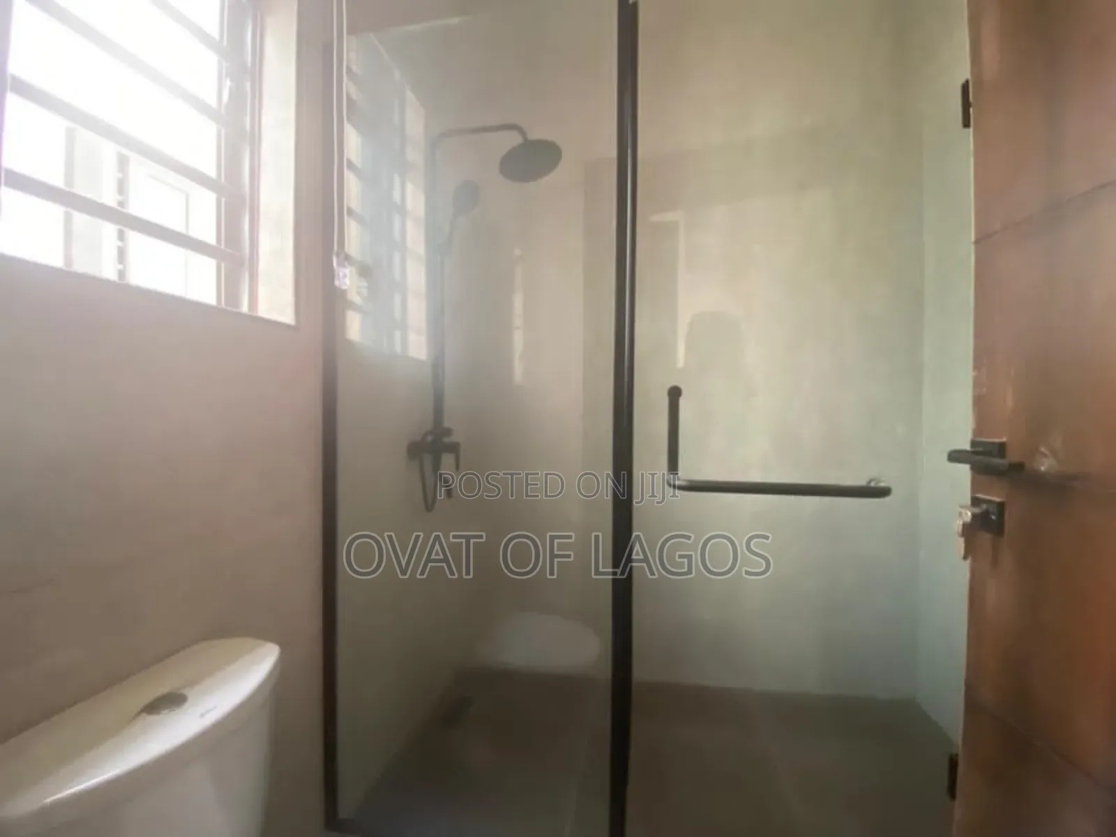 Furnished 3bdrm Apartment in Lekki Phase 1 for rent