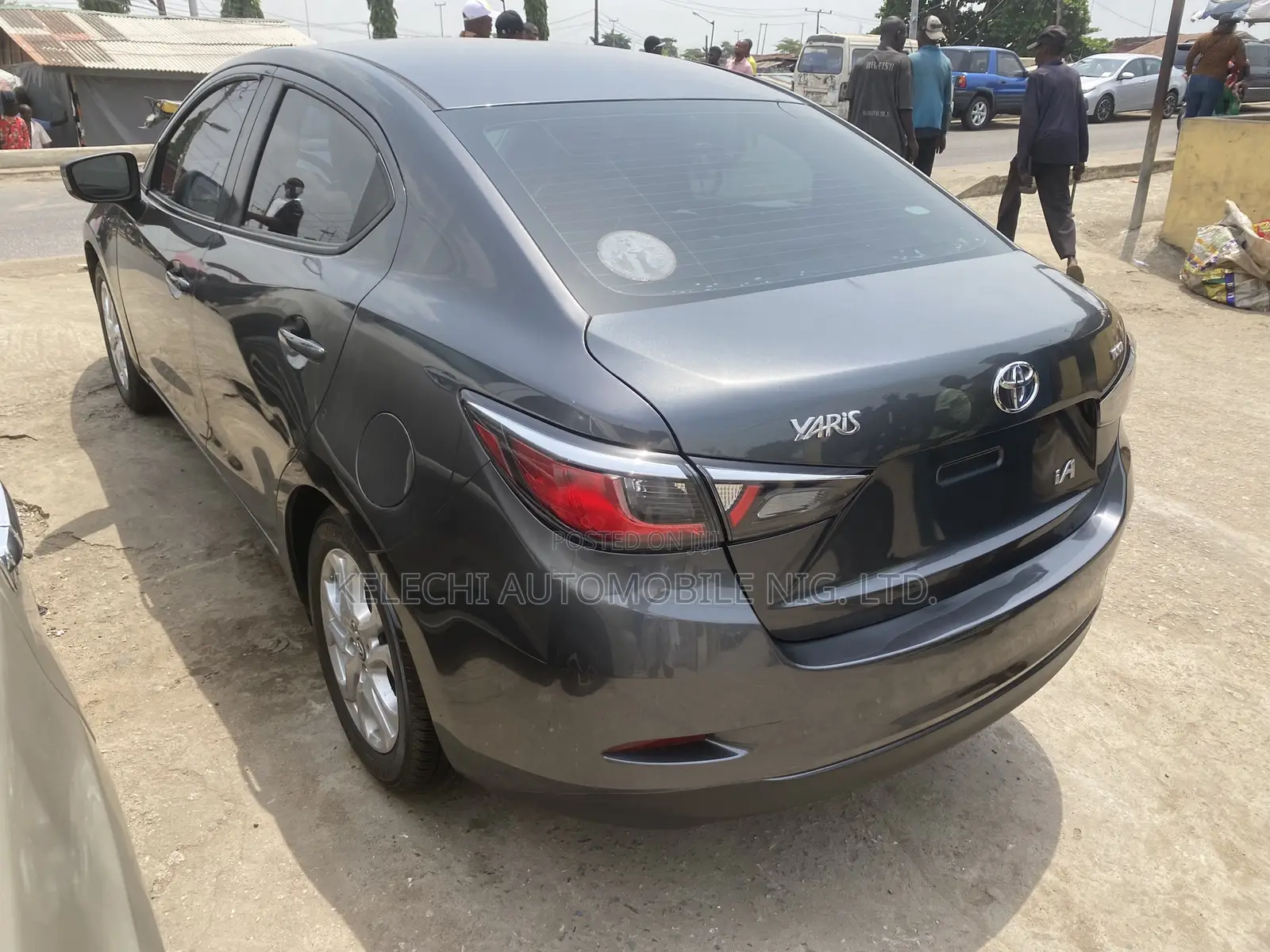 Toyota Yaris iA 1.5 FWD 2018 Gray