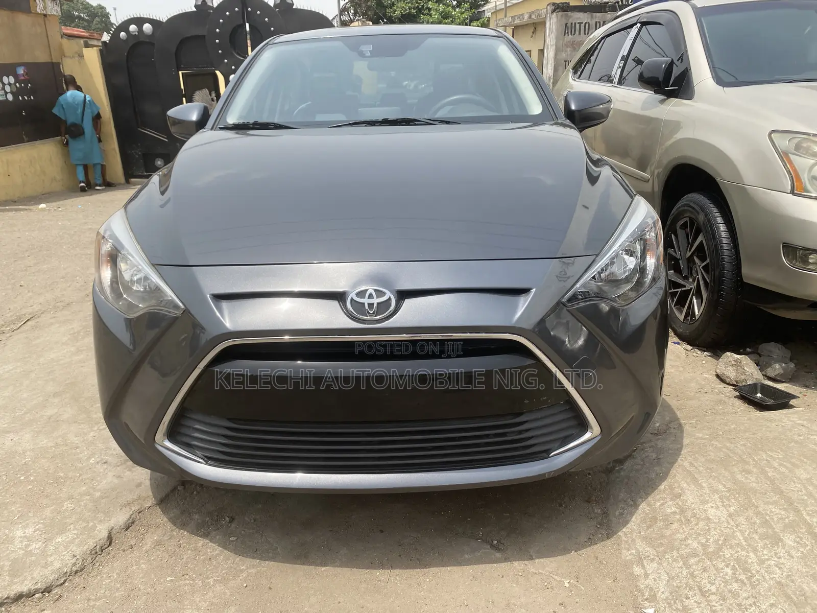 Toyota Yaris iA 1.5 FWD 2018 Gray