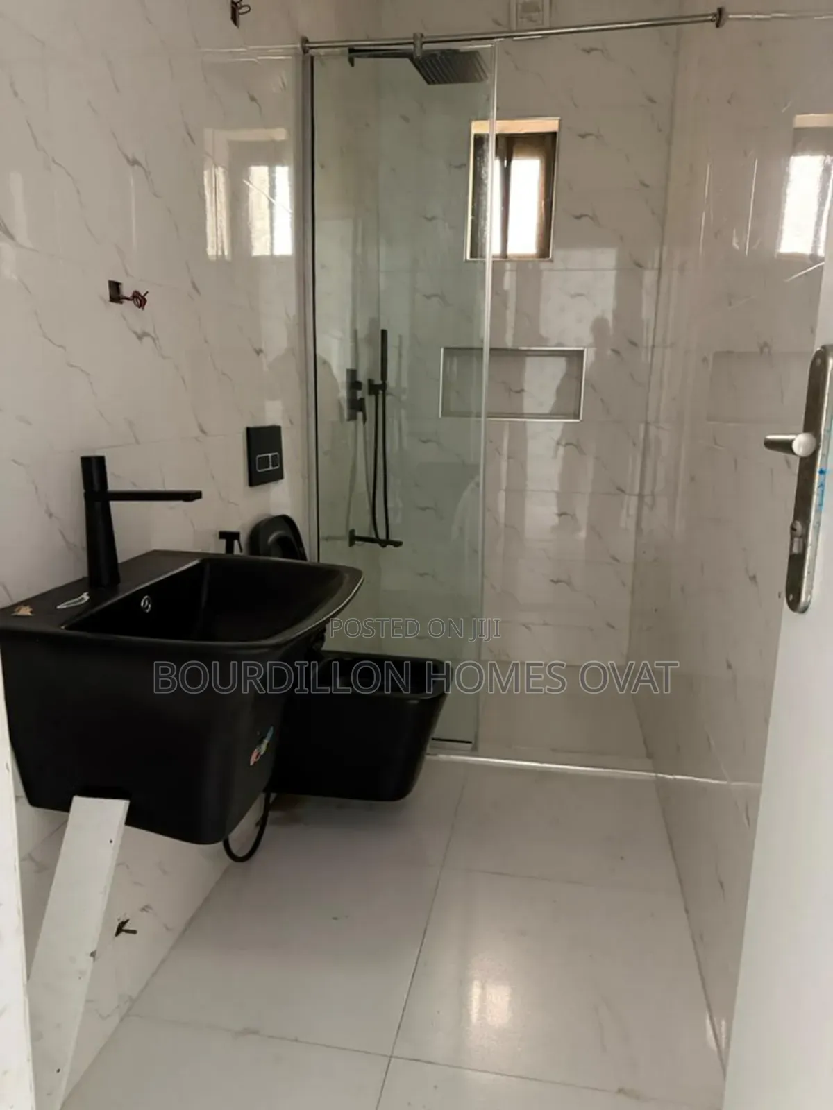 3bdrm Apartment in Ikate Lekki Lagos for rent