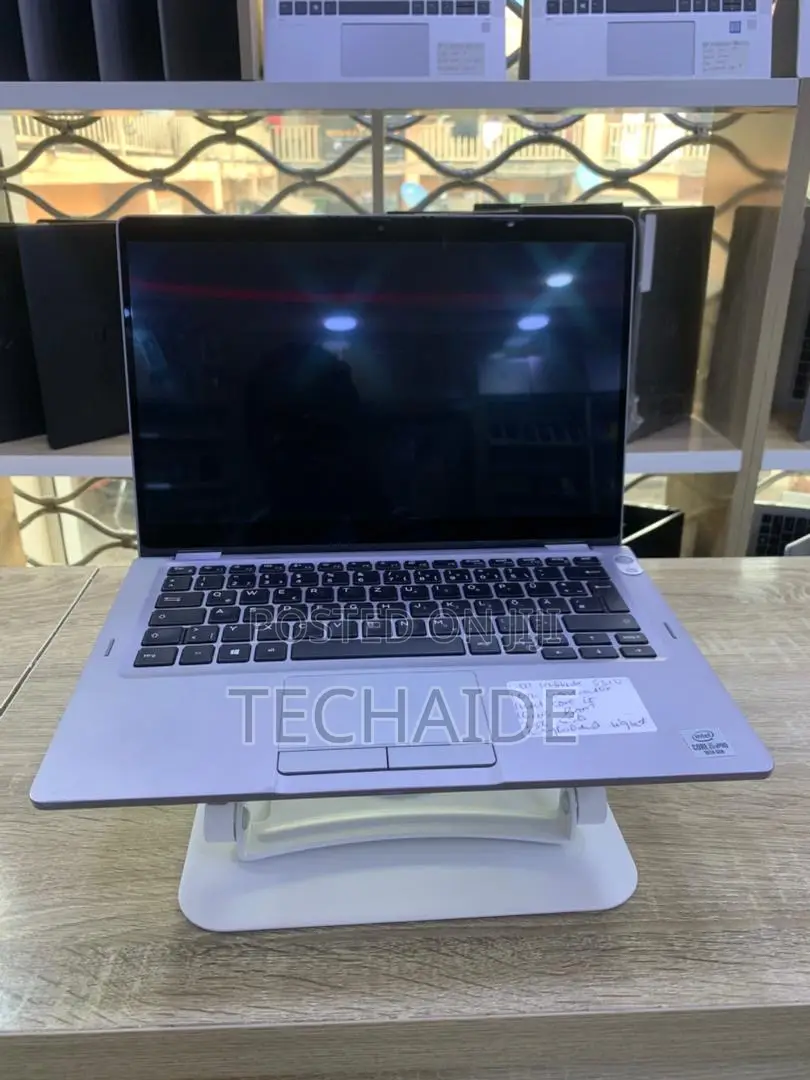 Laptop Dell Latitude 5310 1GB Intel Core i7 SSD 256GB