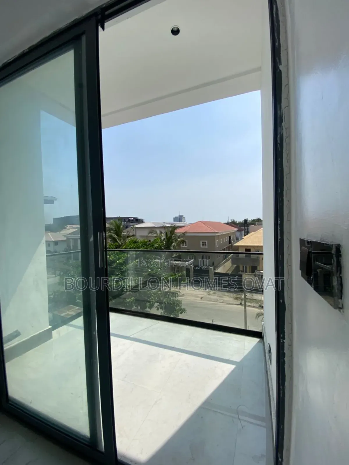 5bdrm Duplex in Lekki Phase 1 Lagos for sale