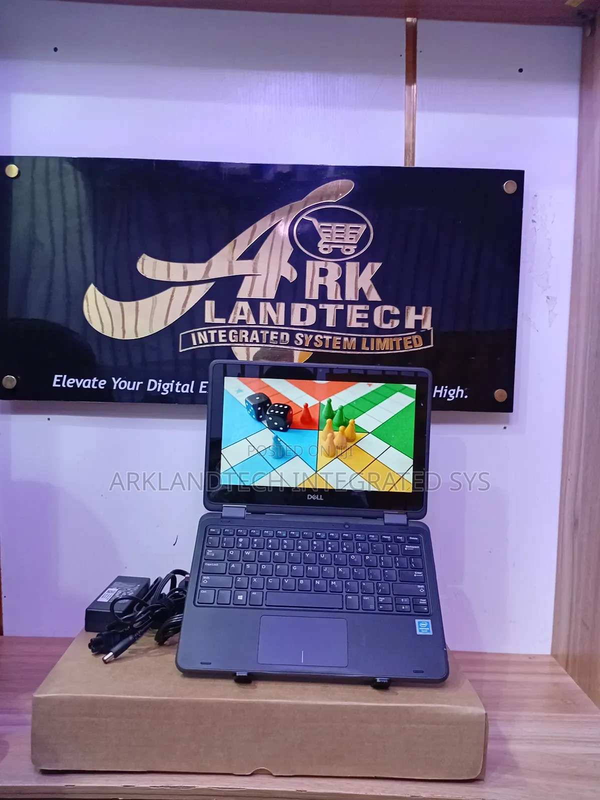 Laptop Dell Latitude ST 8GB Intel Pentium SSD 256GB