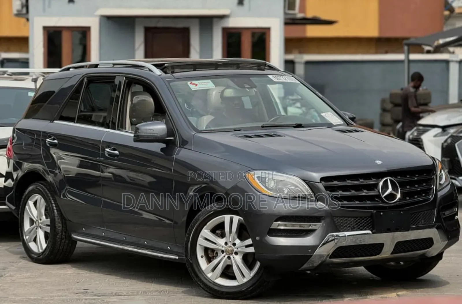 Mercedes-Benz M Class ML350 4MATIC 4dr SUV AWD (3.5L 6cyl 7A) 2015 Gray